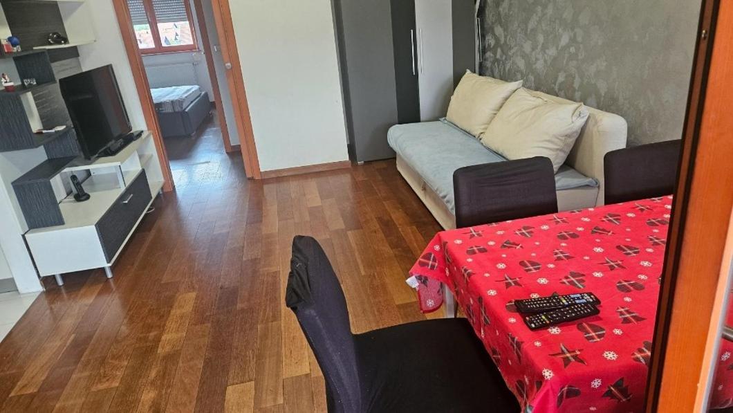 Apartman In Club Daire Zagreb Dış mekan fotoğraf